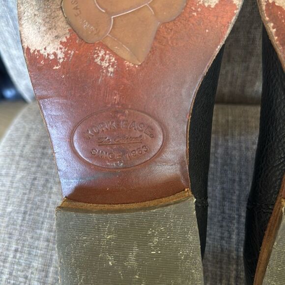 Kork-Ease Black Leather Women’s Ankle Boots Booties Slip On Low Heel Size 9M GUC - Picture 10 of 12